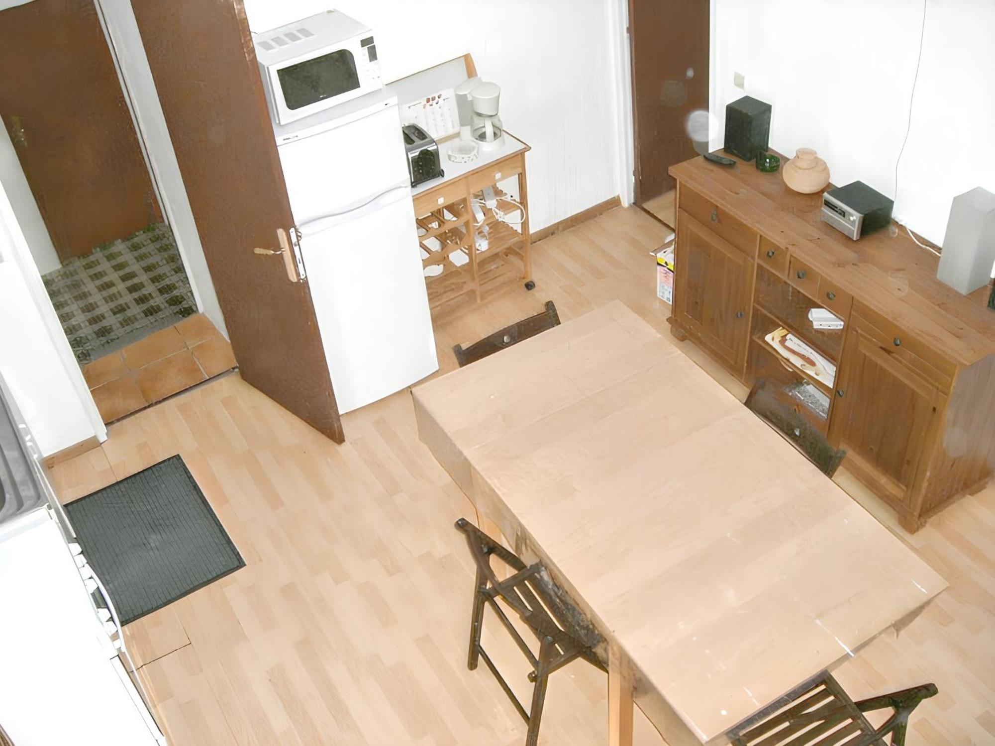 Maison Charmante Avec Terrasse Et Jardin A Noves Εξωτερικό φωτογραφία